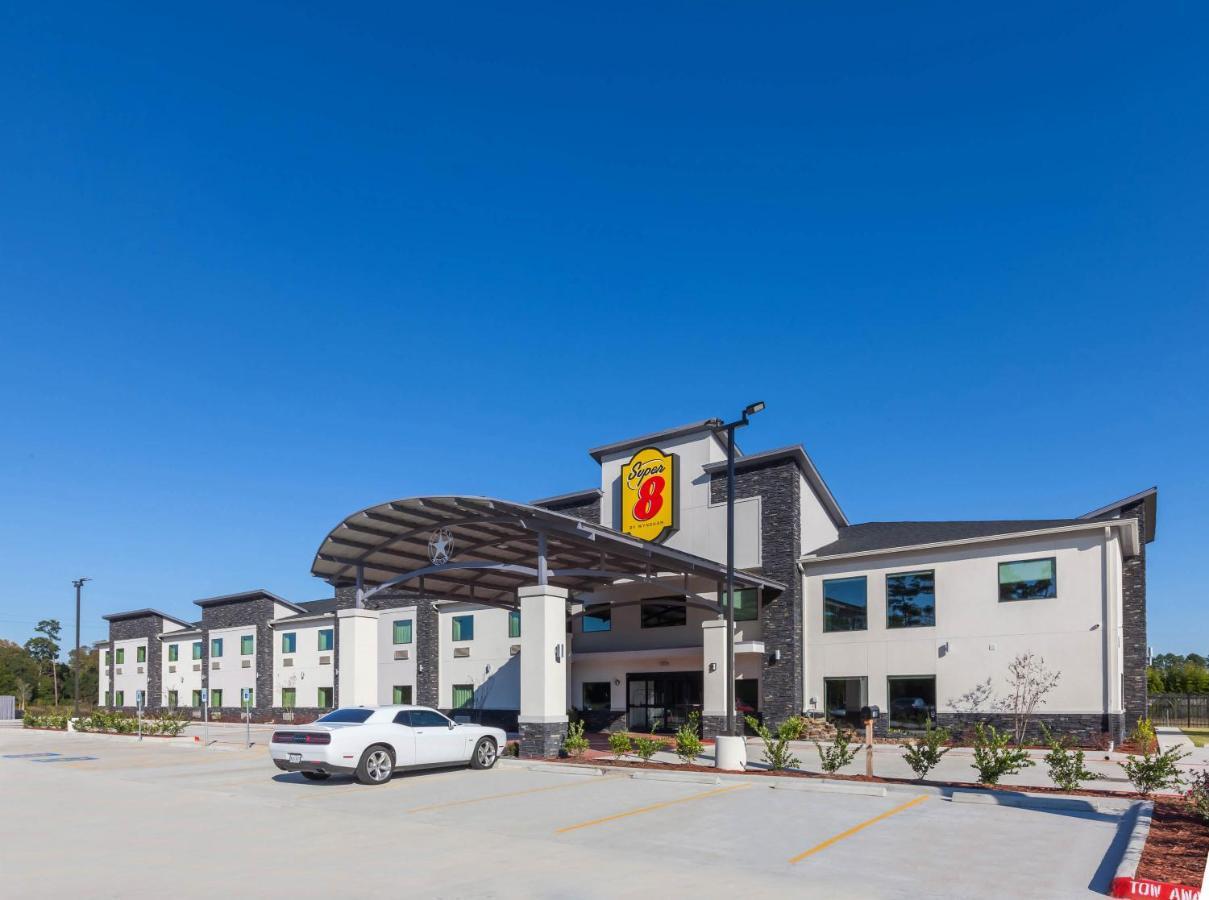 Super 8 By Wyndham Kingwood Houston North Hotel Porter Exterior photo